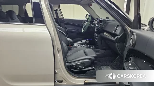 Mini Cooper Countryman 2022 Песочный из Кореи, фото 2