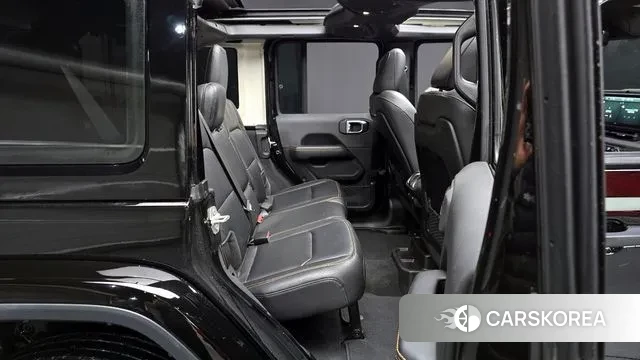 Jeep Wrangler (JL) 2024 Черный из Кореи, фото 2