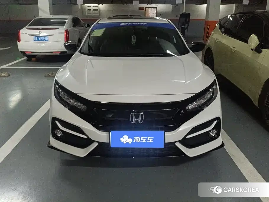 Honda Civic 2021 Белый из Китая, фото 2