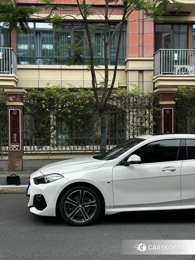 BMW 2 series (imported) 2021 Белый из Китая, фото 2
