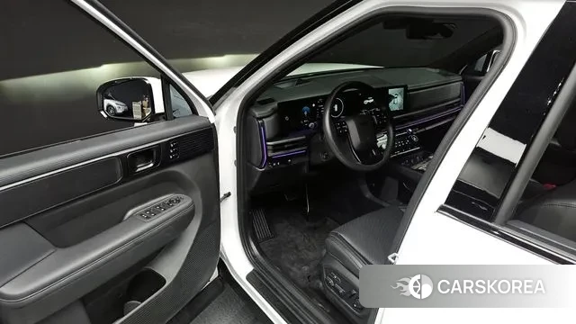 Hyundai Santa Fe (MX5) 2023 Белый из Кореи, фото 2