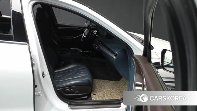 Genesis G80 (RG3) 2022 Белый из Кореи, фото 2