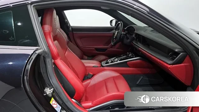 Porsche 911(992) 2020 Черный из Кореи, фото 2