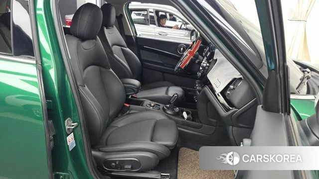 Mini Cooper D Countryman 2021 Зеленый из Кореи, фото 2