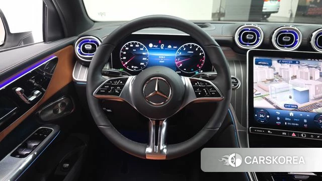 Mercedes-Benz GLC-Class X254 2024 Белый из Кореи, фото 2