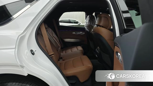 Genesis GV70 2025 Белый из Кореи, фото 2