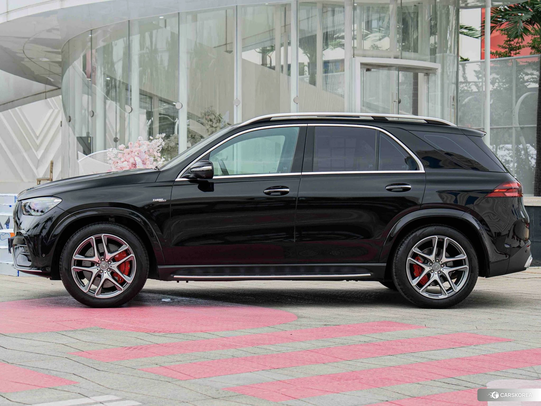 Mercedes-Benz GLE AMG 2023 Черный из Китая, фото 2