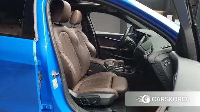 BMW 1 Series (F40) 2021 Синий из Кореи, фото 2