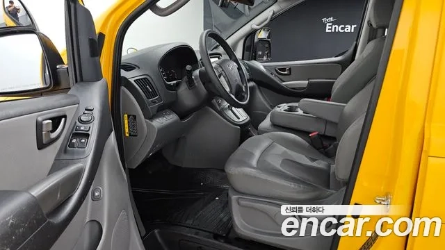 Hyundai The New Grand Starex 2018 Желтый из Кореи, фото 2