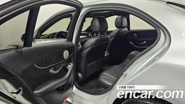 Mercedes-Benz C-Class W205 id 2718681 из Кореи 2