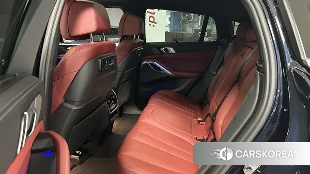 BMW X6 (G06) 2021 Черный из Кореи, фото 2