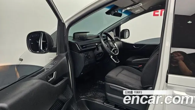 Hyundai Staria 2022 Белый из Кореи, фото 2