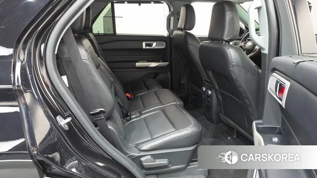 Ford Explorer 6th Generation 2021 Черный из Кореи, фото 2