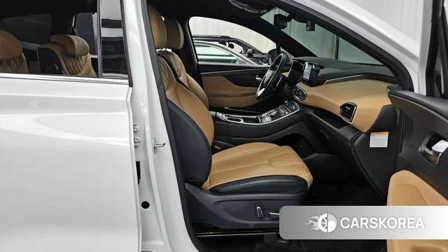 Hyundai The New Santa Fe 2023 Белый из Кореи, фото 2