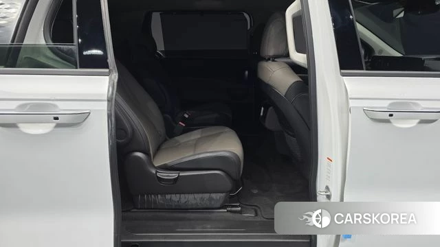 Kia The New Carnival 4th Generation 2025 Белый из Кореи, фото 2