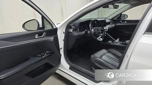 Kia K5 3rd generation 2022 Белый из Кореи, фото 2