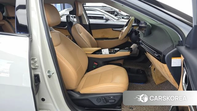 Kia EV6 2023 Жемчужный цвет из Кореи, фото 2