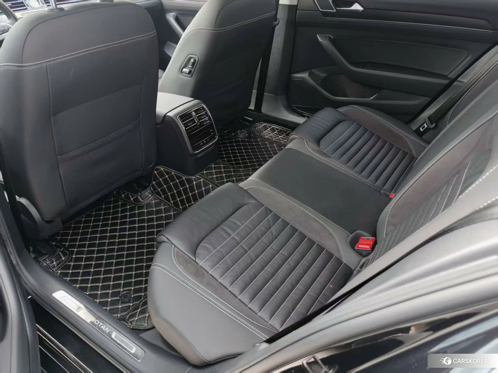 Volkswagen Magotan 2019 Черный из Китая, фото 2