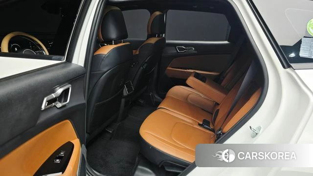 Kia Sportage 5th Generation 2022 Белый из Кореи, фото 2