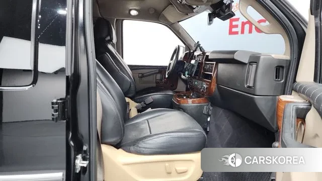 GMC Savana 2019 Черный из Кореи, фото 2