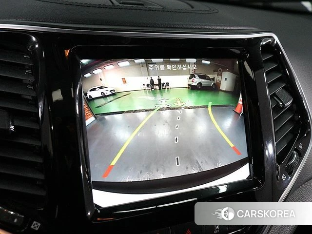 Jeep Cherokee (KL) 2021 Жемчужный цвет из Кореи, фото 2