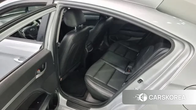 Hyundai Avante AD 2018 Серебряный из Кореи, фото 2