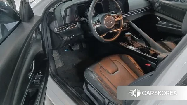 Hyundai Avante Hybrid (CN7) 2022 Белый из Кореи, фото 2