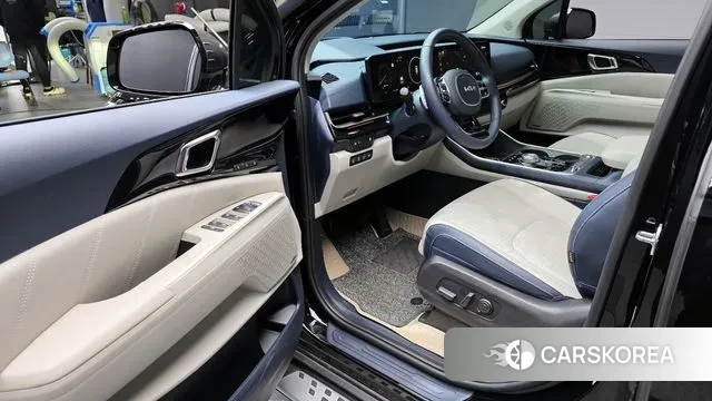 Kia The New Carnival 4th Generation 2024 Черный из Кореи, фото 2