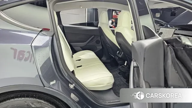 Tesla Model Y 2021 Серый из Кореи, фото 2