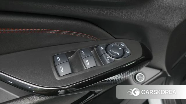 Chevrolet (GM Daewoo) Trax Crossover 2023 Белый из Кореи, фото 2