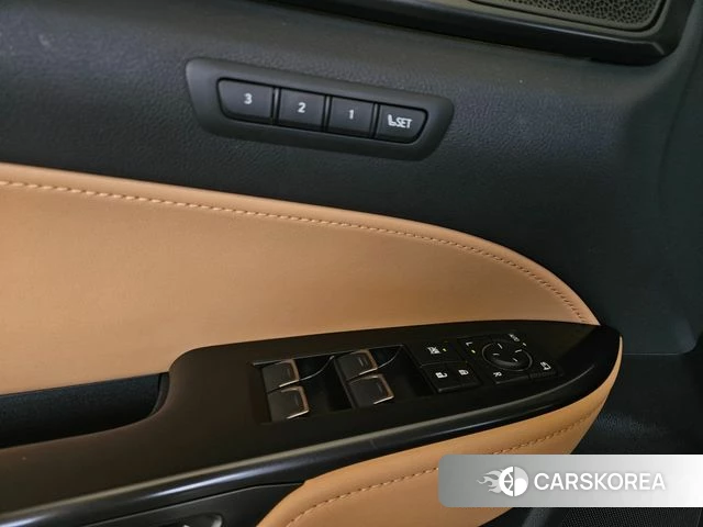 Lexus NX350h Second generation 2024 Белый из Кореи, фото 2