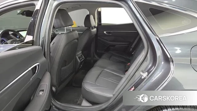 Hyundai Sonata (DN8) 2022 Серый из Кореи, фото 2