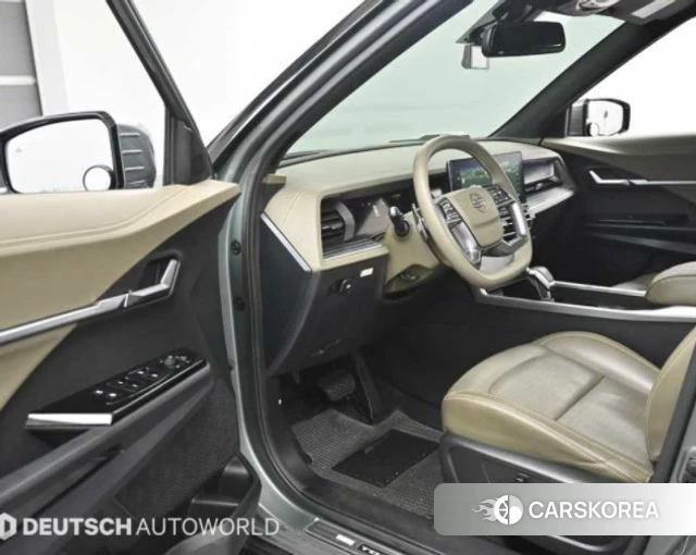 Ssangyong Torres 2023 Темно-зеленый из Кореи, фото 2