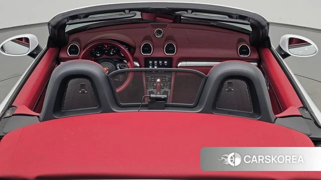 Porsche 718 Boxster 2018 Белый из Кореи, фото 2