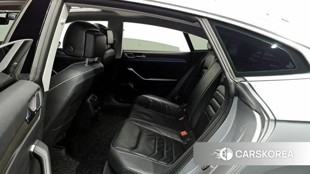 Volkswagen Arteon 2019 Серебряный из Кореи, фото 2