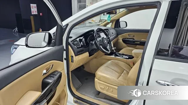 Kia The New Carnival 2019 Белый из Кореи, фото 2