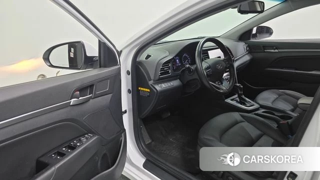 Hyundai The New Avante AD 2019 Белый из Кореи, фото 2