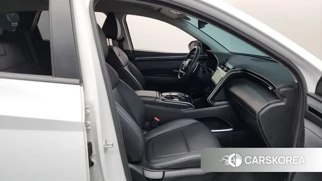 Hyundai Tucson (NX4) 2023 Белый из Кореи, фото 2