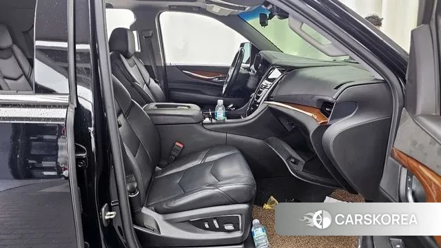 Cadillac Escalade 2018 Черный из Кореи, фото 2