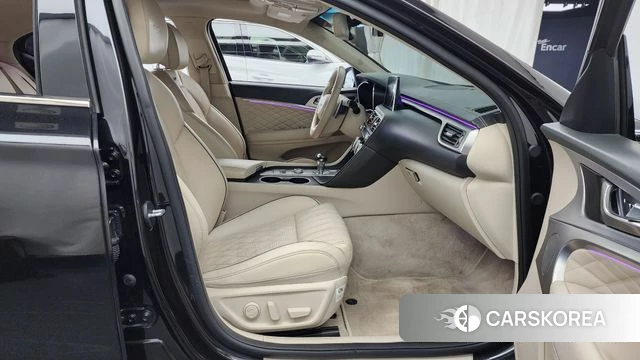 Genesis G70 2019 Черный из Кореи, фото 2