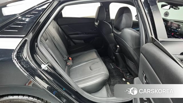 Hyundai Avante (CN7) 2022 Черный из Кореи, фото 2