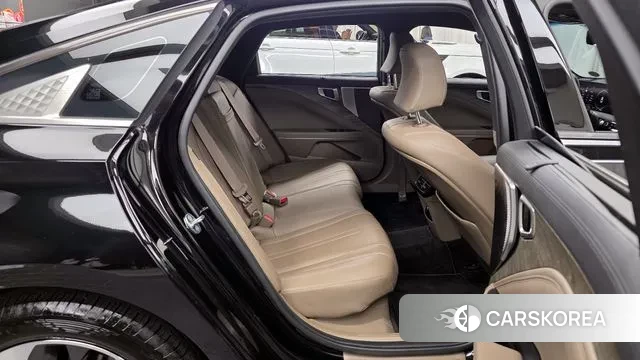 Kia K8 Hybrid 2021 Черный из Кореи, фото 2