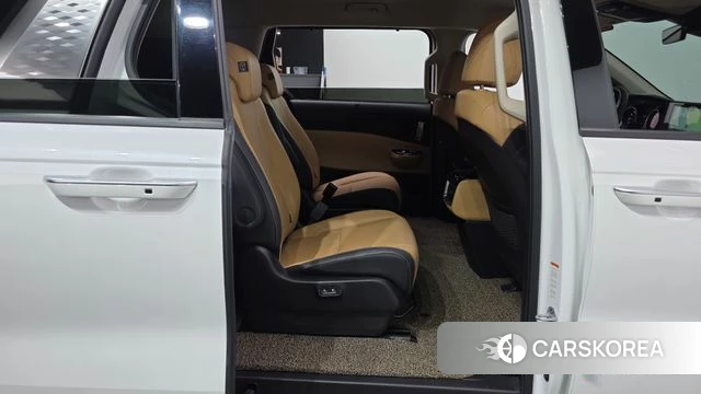 Kia Carnival 4th generation 2023 Белый из Кореи, фото 2