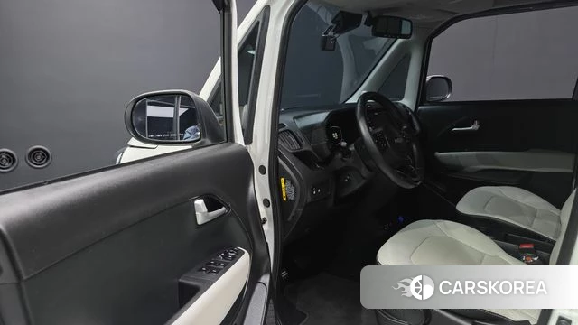 Kia The New Kia Ray 2023 Белый из Кореи, фото 2