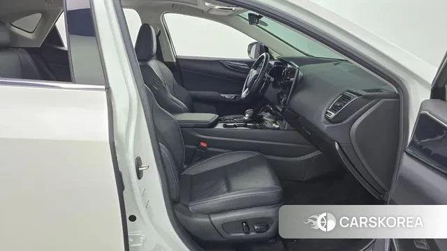 Lexus NX450h + 2nd generation 2023 Белый из Кореи, фото 2