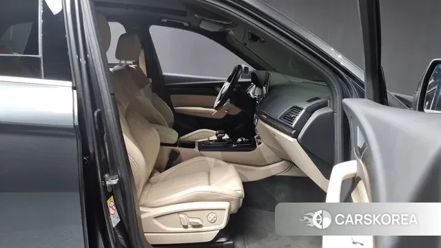 Audi Q5 (FY) 2023 Серый из Кореи, фото 2