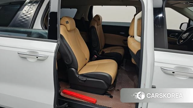 Kia Carnival 4th generation 2022 Белый из Кореи, фото 2