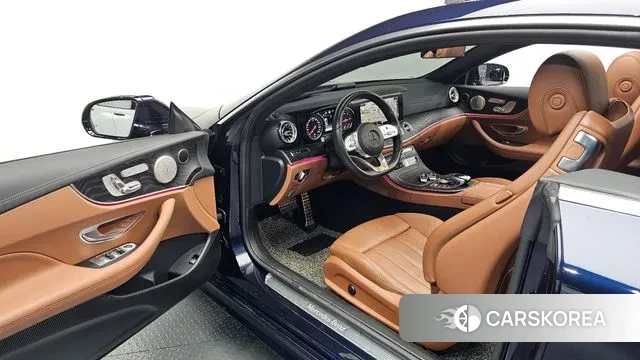 Mercedes-Benz E-Class W213 2018 Синий из Кореи, фото 2