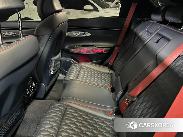 Genesis GV70 2022 Белый из Кореи, фото 2