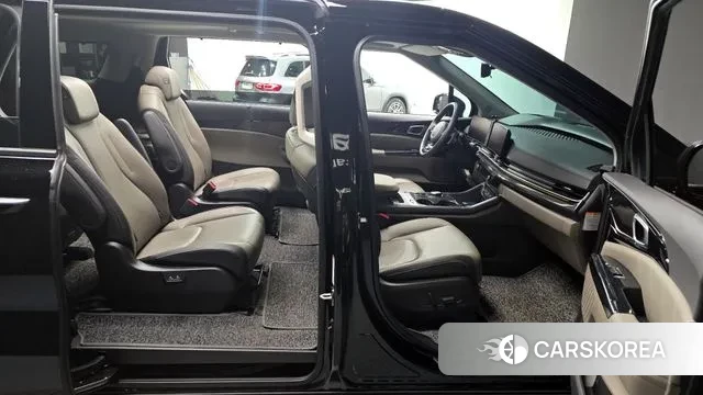 Kia The New Carnival 4th Generation 2024 Черный из Кореи, фото 2